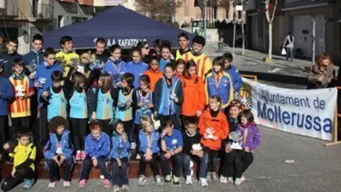 Els guanyadors de les diferents categories de la Cursa de l'Indiot.