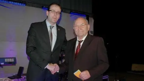 L&#39;alcalde de Mollerussa Marc Solsona va lliurar el premi.