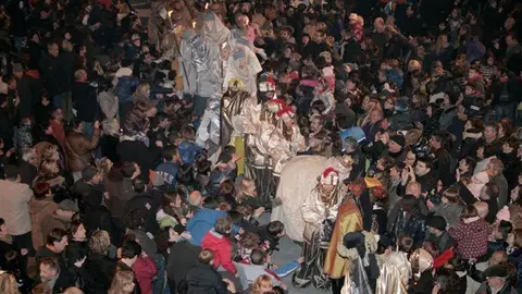 Cavalcada de la Nit de Reis a Mollerussa amb la Colla del 62.