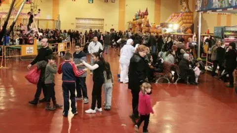 L&#39;Aventura de Nadal va convocar a un gran nombre de famílies.