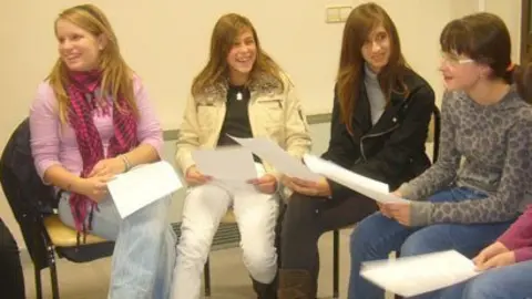 Les participants en el programa Dona Forma a la Nit.