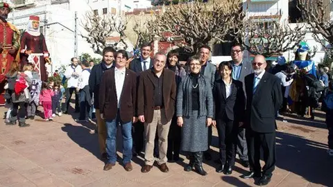 La delegació garriguenca amb els representants de Sant Pol de Mar.