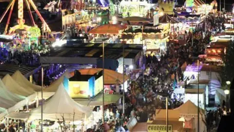 Imatge de les firetes instal·lades per la Fira de Sant Josep.