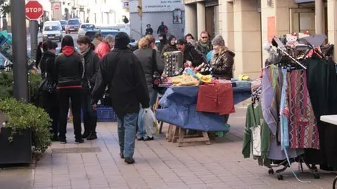Els comerciants de les Borges treuen els millors preus al carrer.