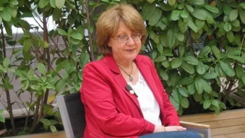 Patrícia Gabancho el dia que va guanyar el premi Prudenci Bertrana.                               