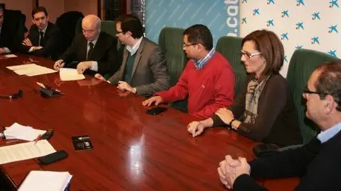 Acte de la signatura del conveni amb l'Obra social la Caixa.