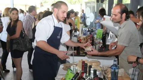 Joel Castañé i Robert Camps a la presentació de Gustum a Bellvís.