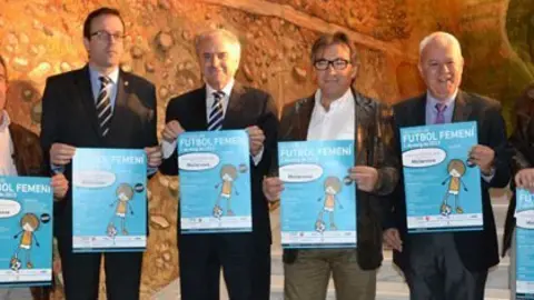 Marc Solsona i el regidor Jordi Pérez van participar en la presentació.