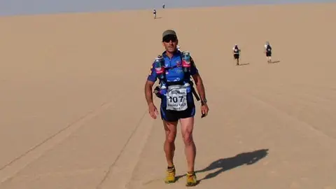 Josep Maria Romero en la prova del Sahara Race.