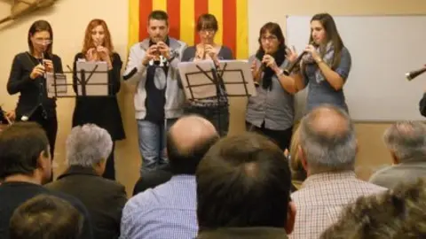 Concert dels alumnes del curs de gralla i tabal, en les festes de Nadal.