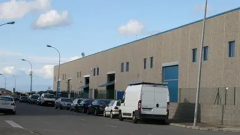 El taller es troba al carrer Tarragona del Polígon Colomer de Golmés.