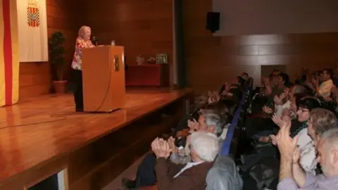 Montserrat Carulla en el moment del seu parlament a Mollerussa.