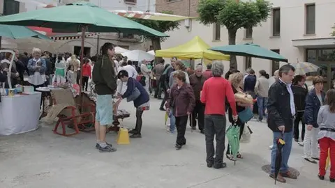 Els carrers de Fondarella es van transformar en escenari d'oficis antics.