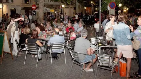La plaça Major va ser el centre de l&#39;activitat de l&#39;Open Night 2012.
