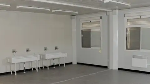 Imatge de les noves instal·lacions del menjador de l'escola Arnau Berenguer.