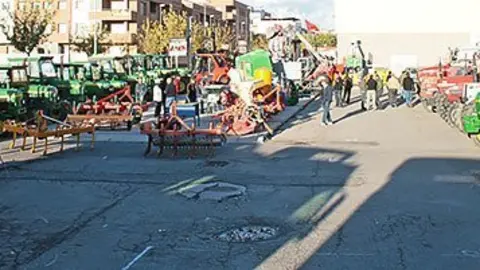 Imatge del sector dedicat a la maquinària, en la Fira Autotardor.