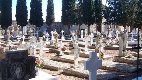 El recinte funerari s'omplirà de visitants els dies previs i durant la diada de Tots Sants