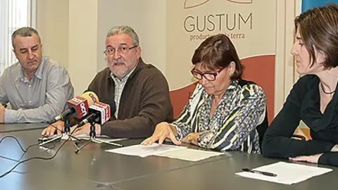 Els representants del programa Leader i responsables del projecte Gustum, Urgell i Pla d&#39;Urgell.