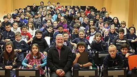 El president Francesc Fabregat va rebre als estudiants de Maristes Montserrat de Lleida.