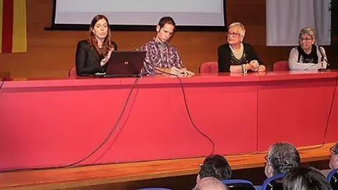 La Dr. Claustre Pont, Robert Garcia, Rosa Canosa, Maria Carme San José.