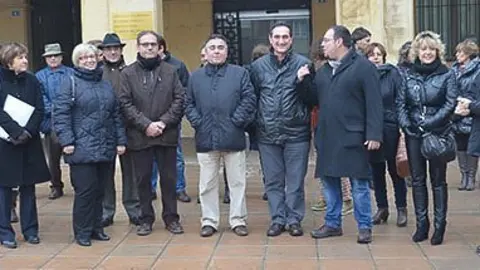 Membres de la corporació municipal van participar en la concentració a Mollerussa.