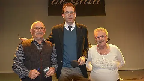 Marc Solsona va lliurar el premi del creuer per la Mediterrània al Josep i la Teresina.