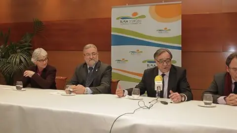 Eduard Sanahuja guanyador de 2013 del premi de poesia Maria Mercè Marçal.