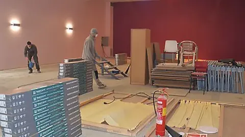 Treballs de rehabilitació de la Sala de Ball del Complex de L'Amistat.