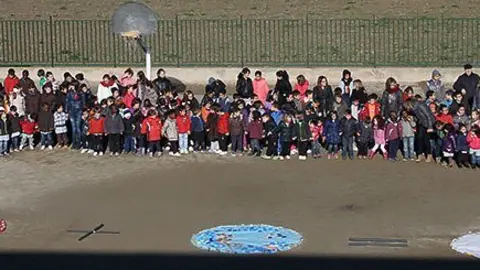 Actes de la celebració del Dia de la Pau i la No-Violència a l&#39;escola Ignasi Peraire.