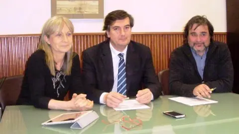 Foto conveni Escola Treball 1