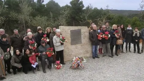 Homenatge a les víctimes de les bombes a Fulleda