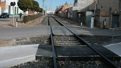Pas a nivell i tram de les vies en les que s&#39;ha produint l&#39;accident mortal.