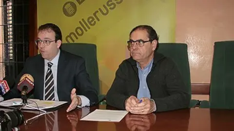Marc Solsona i el regidor Josep Lavín presenten la memòria de la Borsa de Mediació.