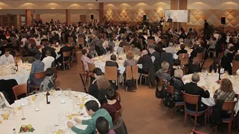 A l'acte literari hi han assistit representants de les institucions i del món cultural de la comarca.