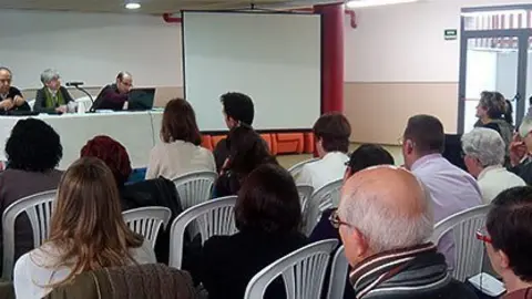 Angelina Roure presideix l'assemblea anual d'ACUDAM