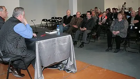 Rafel i Joaquim Nadal a Torregrossa, presentant la seva obra literària.