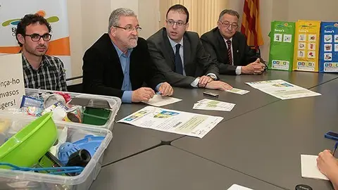 Francesc Fabregat i marc Solsona, presenten la campanya de sensibilització.