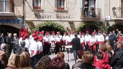 Imatge de les Caramelles que es van interpretar a la Plaça de les Borges.