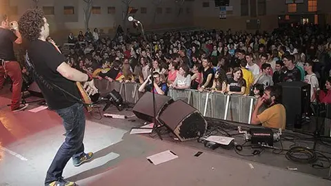 L&#39;Ska de pagès del grup Xeic! va posar l&#39;energia al Concert de l&#39;Estelada. 