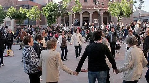 Ballada de sardanes de la diada de la Mare de Déu de Montserrat a Mollerussa.