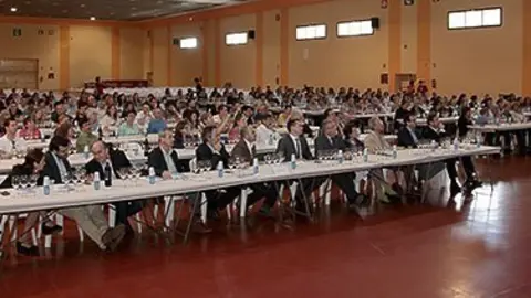 El Pavelló Pla d&#39;Urgell preparar acull el primer tast solidari Vi per Vida.