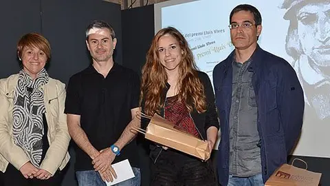 Eduard Batlle i Aïda Fontova en l&#39;acte de lliurament del Premi Lluís Vives.
