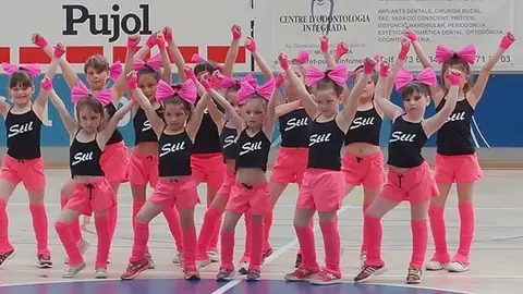 Les esportistes del Club Stil en una de les competicions en les quals participen.