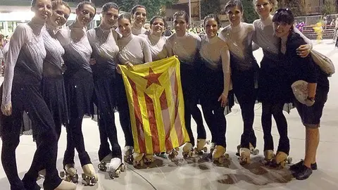 Les campiones internacionals del  Club Esportiu Patí Torregrossa.