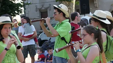 La Colla Gegantera de Bellvís va celebrar el 20è aniversari dels gegants nobles