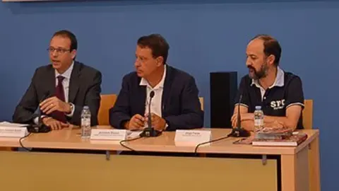 Solsona, Blasco i Pardo presenten l'exposició del Centre d’Històries de Saragossa.