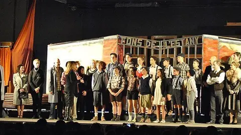 Els nens del cor de l'Associació cultural i teatral Som els que som, de Bell-lloc