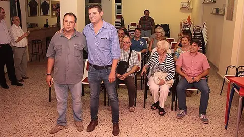 Francesc Pla i Engelbert Montalà en l'assemblea d'ERC de Mollerussa.