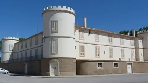 El celler del Castell del Remei compta amb un important patrimoni arquitectònic.
