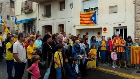 Concentració en favor del 9N a la Granadella a Arbeca